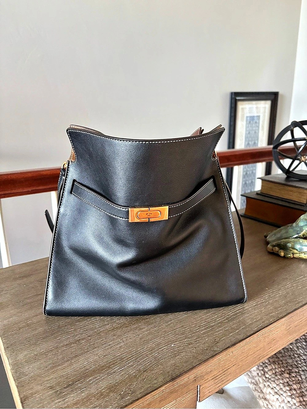 Tory Burch Large Lee Radziwill Double Bag in Black Leather